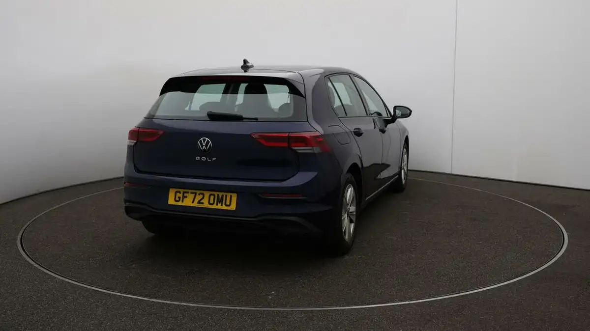 2022-volkswagen-golf-15-tsi-life-150ps-hatchback-big-48