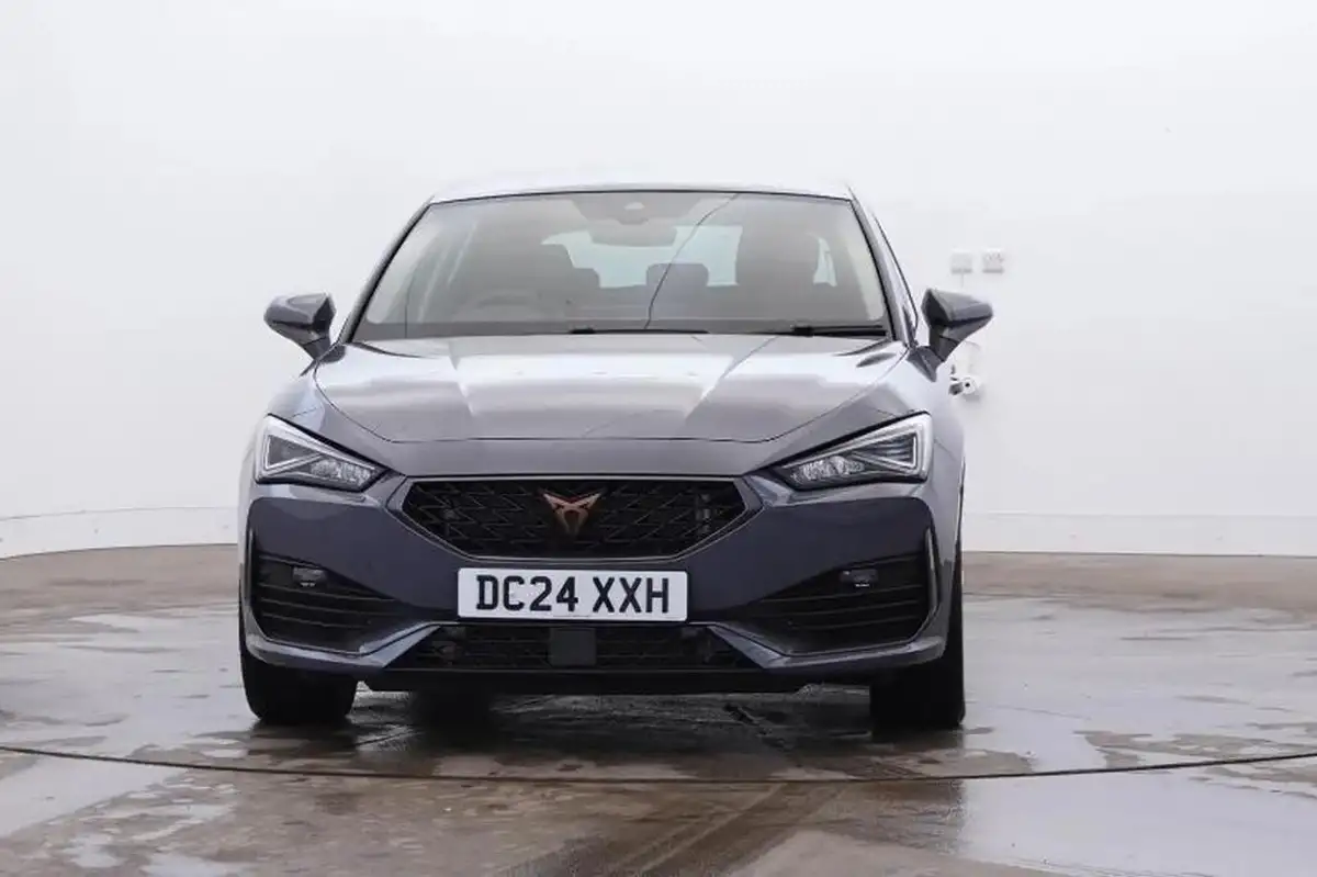 2024-cupra-leon-nf-15-etsi-v1-design-edition-hatchback-big-3
