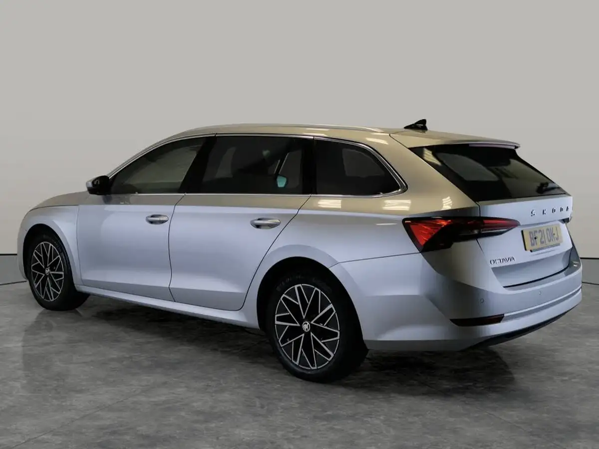 2021-skoda-octavia-20tdi-se-l-116ps-estate-big-7
