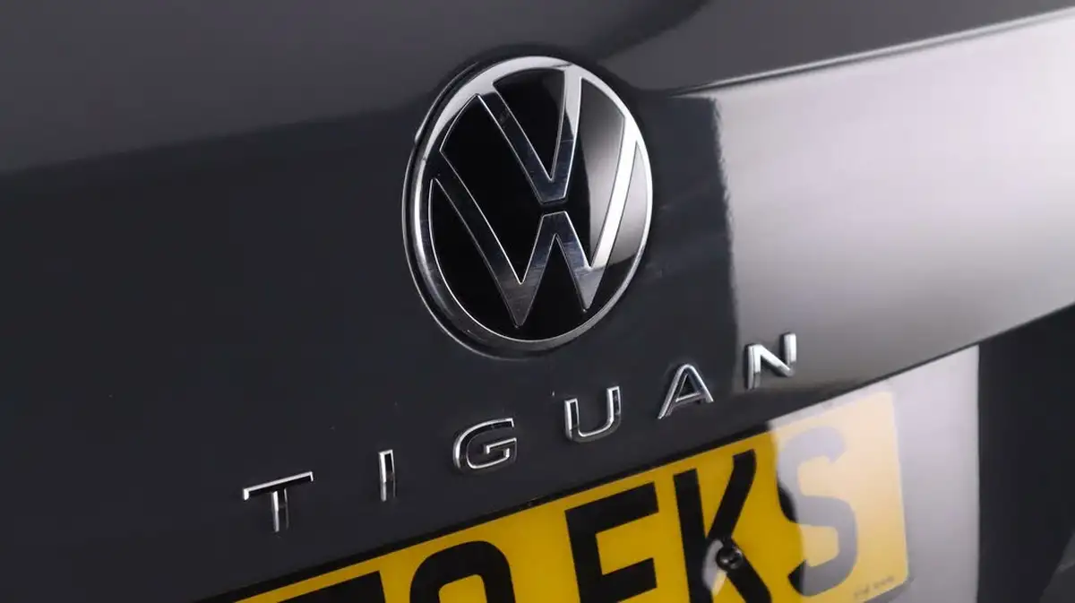 2020-volkswagen-tiguan-15-tsi-r-line-big-20