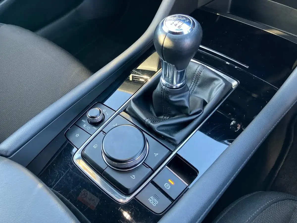2022-mazda-mazda3-20-sport-lux-122ps-hatchback-5d-big-24