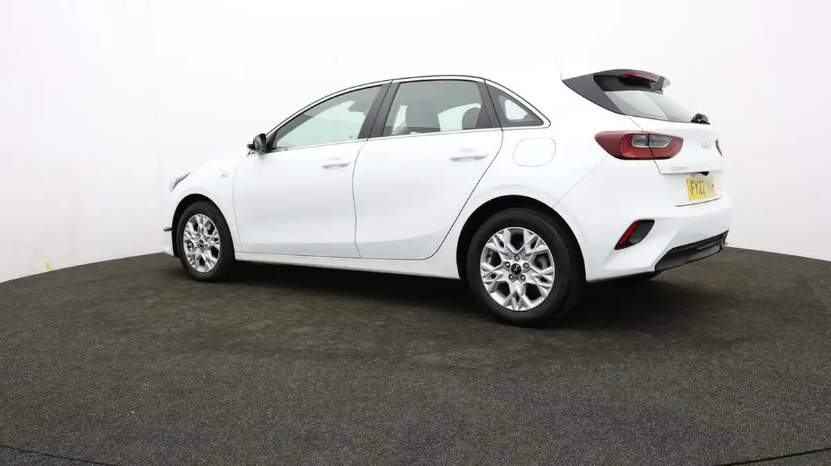 2021-kia-ceed-10-t-gdi-2-hatchback-big-66