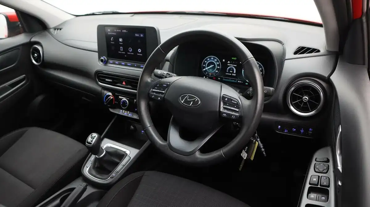 2022-hyundai-kona-10-t-gdi-se-connect-big-9