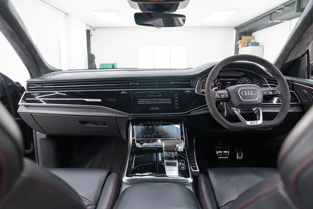 2020-audi-rs-q8-40-tfsi-carbon-black-big-11