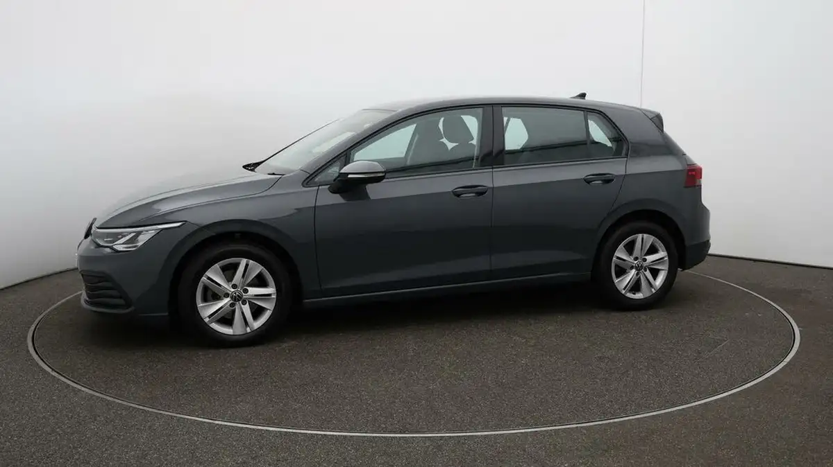 2023-volkswagen-golf-10-tsi-life-hatchback-big-59