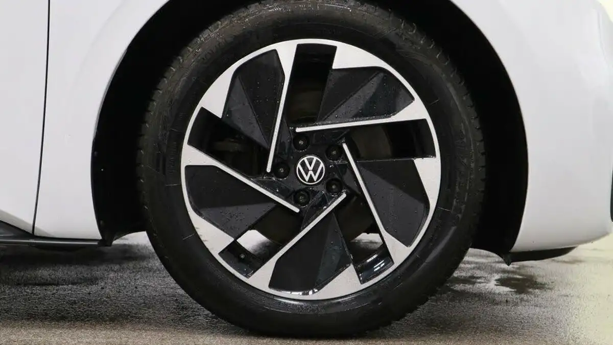 2021-volkswagen-id3-e-life-204ps-58kwh-pro-performance-big-6