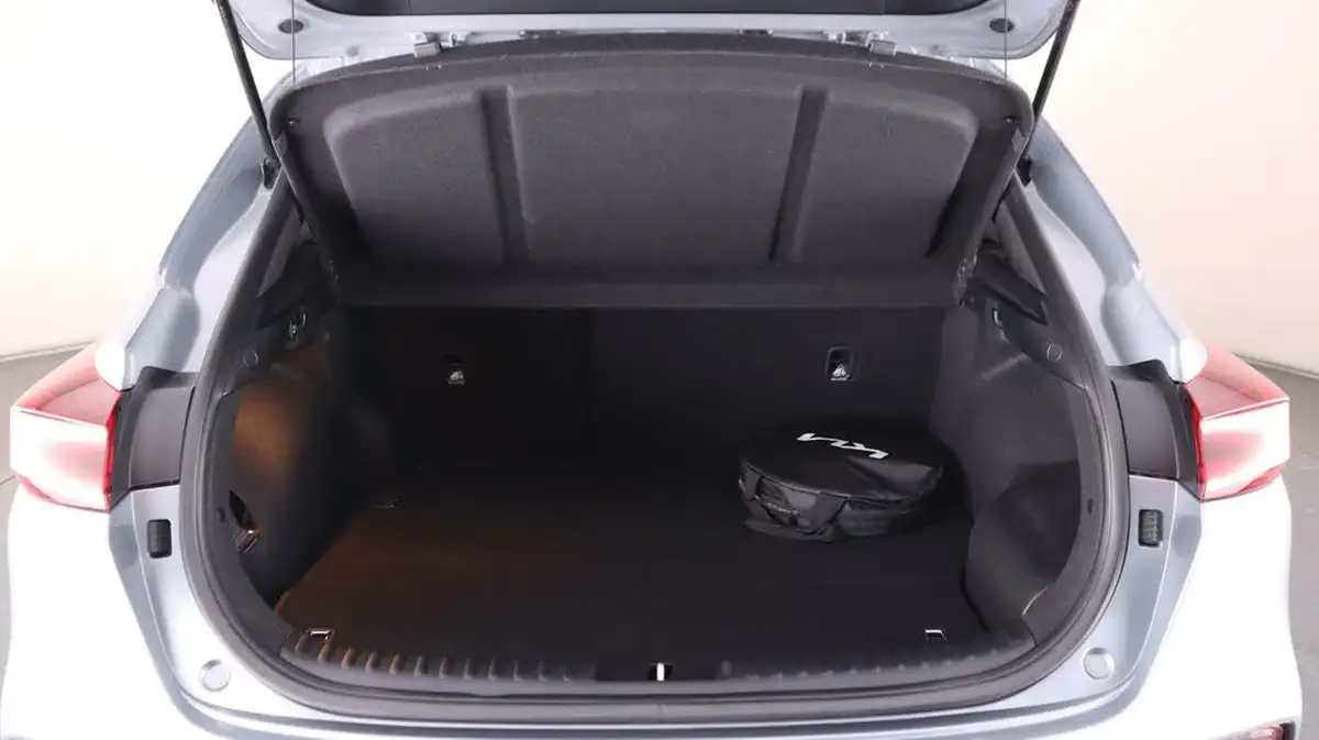 2023-kia-xceed-16-gdi-3-big-16