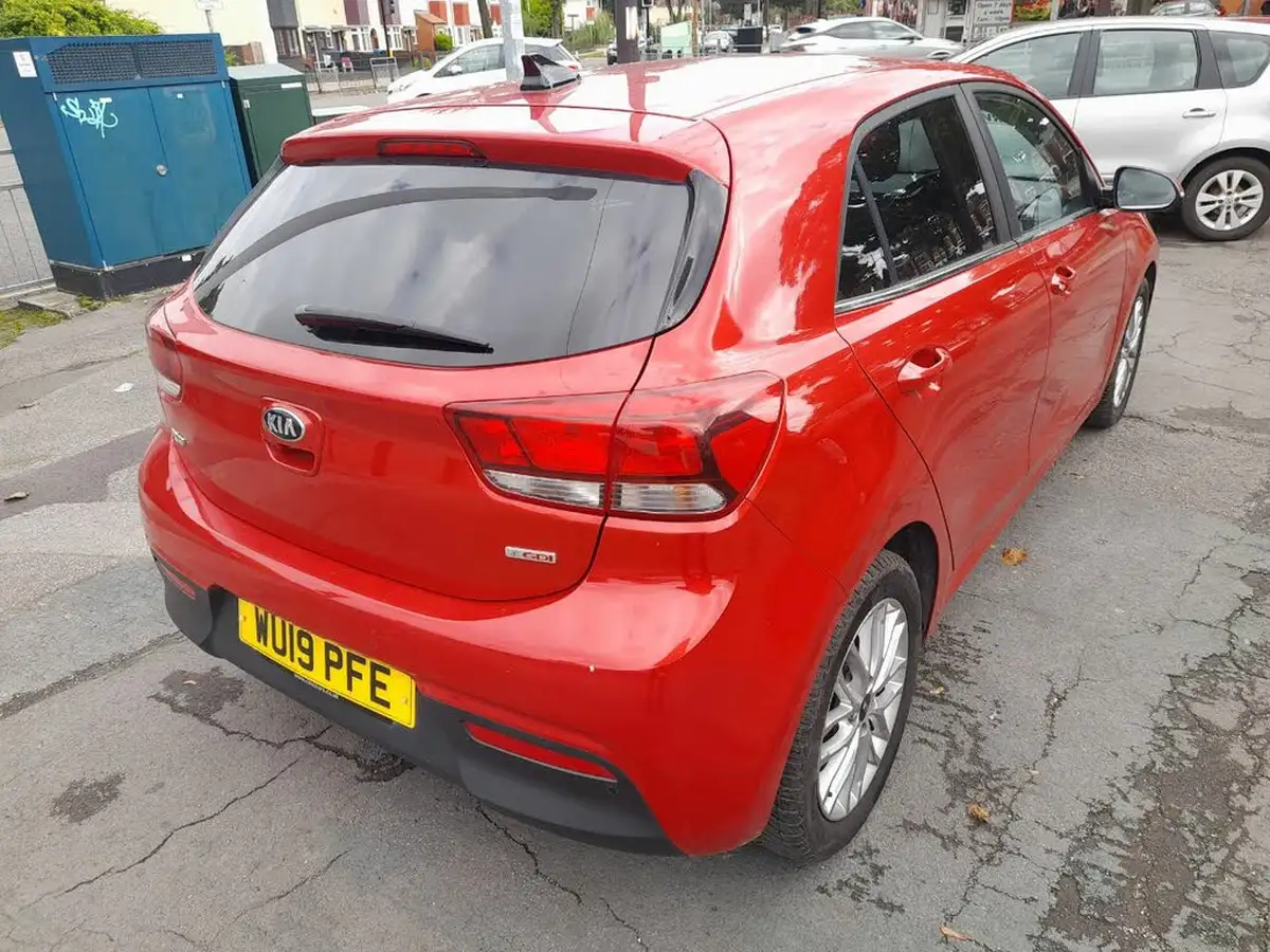 2019-kia-rio-10-t-gdi-3-big-2