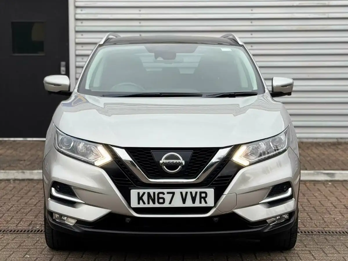 2017-nissan-qashqai-15dci-n-connecta-big-1