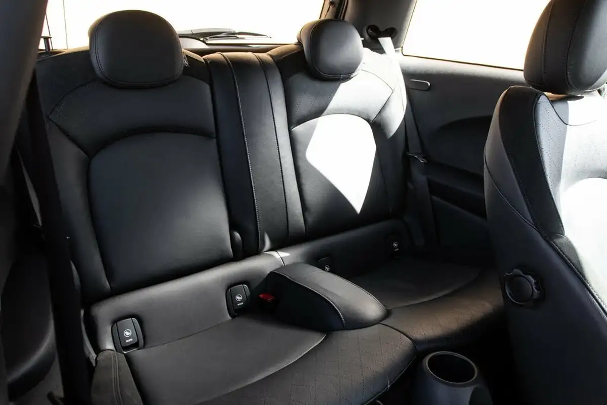 2019-mini-cooper-15-cooper-sport-hatchback-3d-big-32