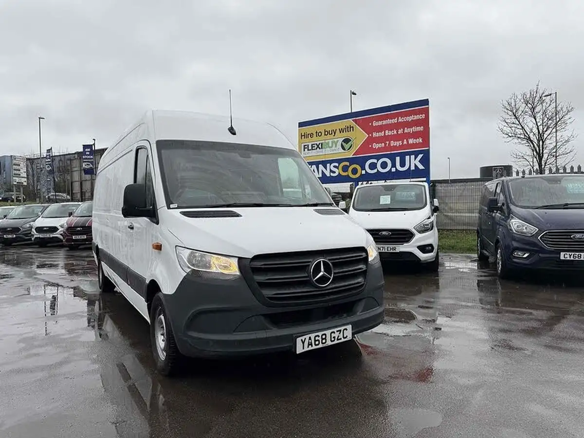 2018-mercedes-benz-sprinter-21cdi-311-l2h1-panel-van-rwd-eco-gear-360-big-0