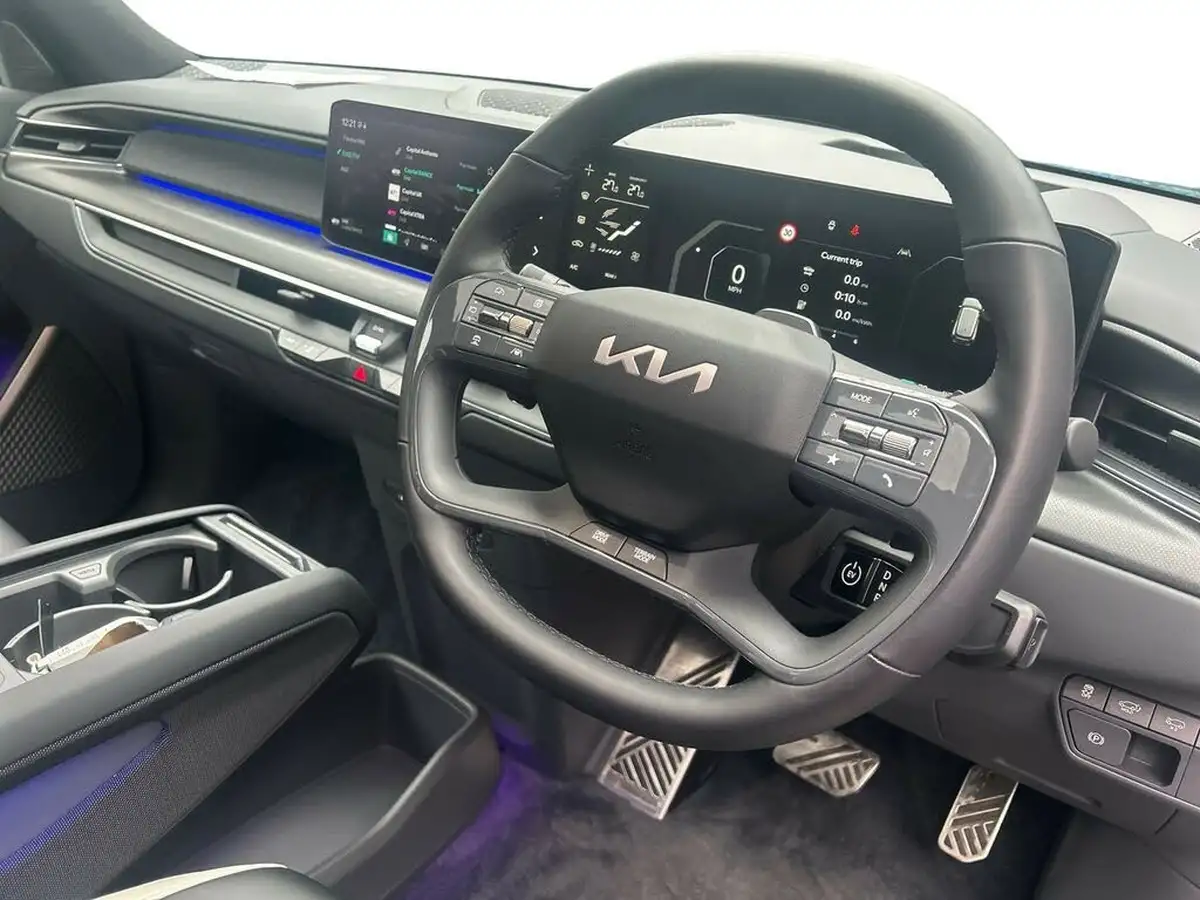 2024-kia-ev9-e-gt-line-s-7-big-7