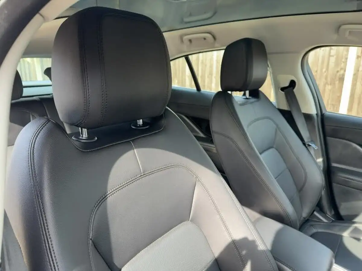 2018-jaguar-i-pace-ev400-s-big-23