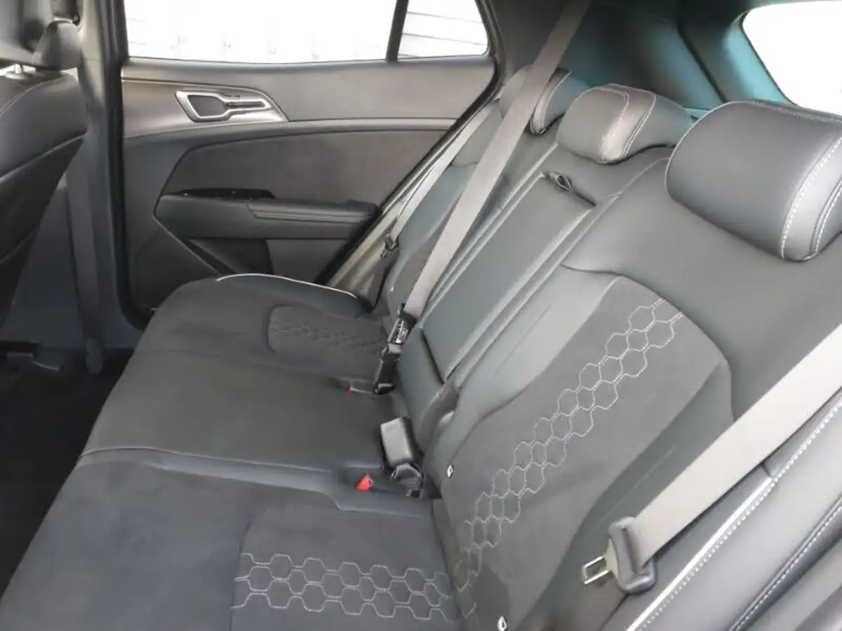 2024-kia-sportage-16-t-gdi-gt-line-207bhp-hev-auto-big-5