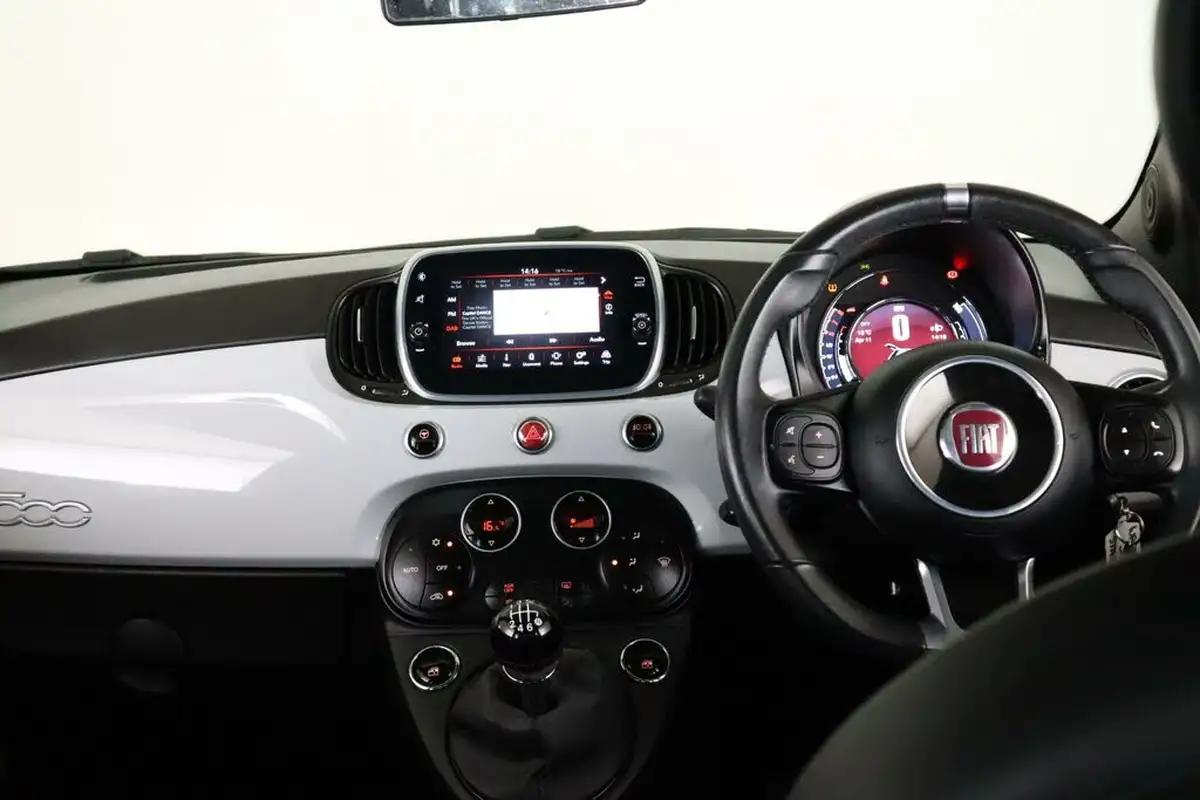 2020-fiat-500-10-launch-edition-big-11