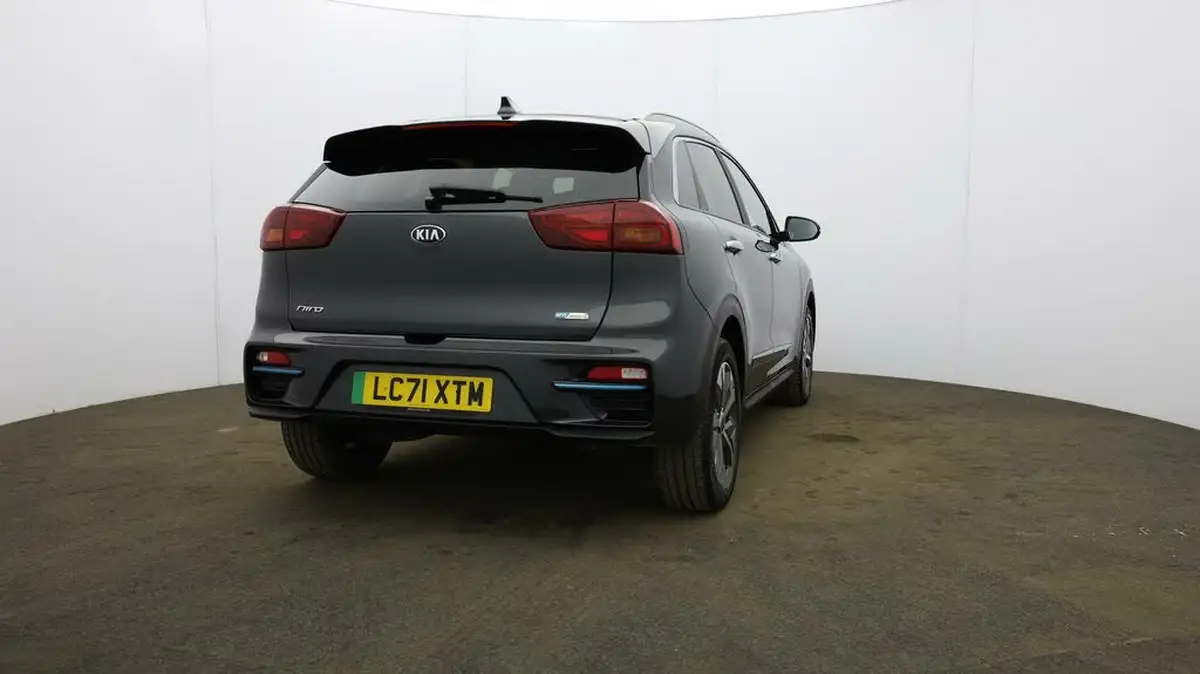 2021-kia-e-niro-ev-4-big-54