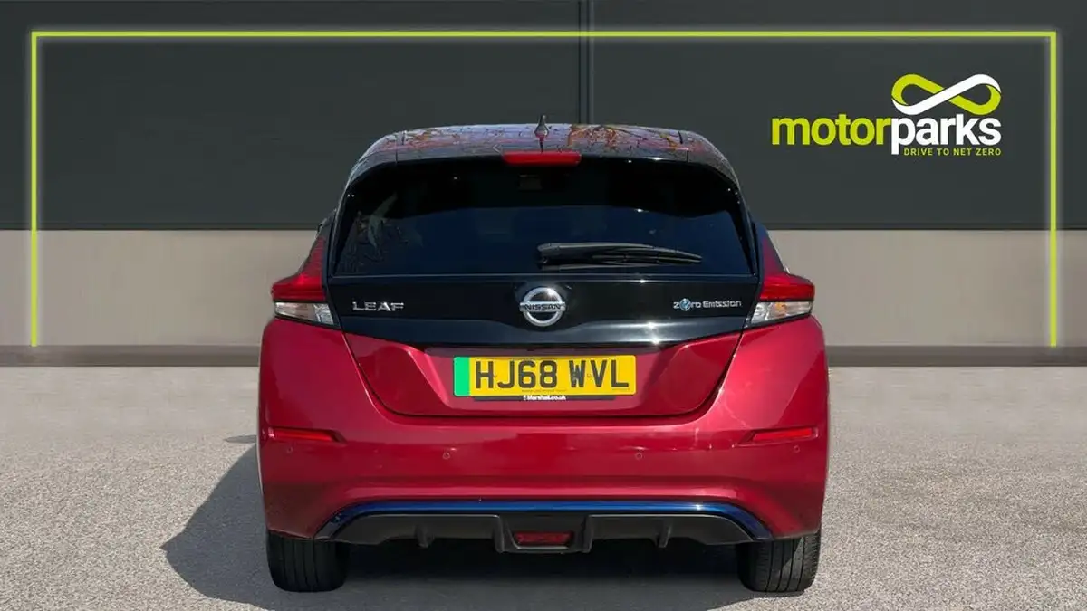 2018-nissan-leaf-e-n-connecta-big-3