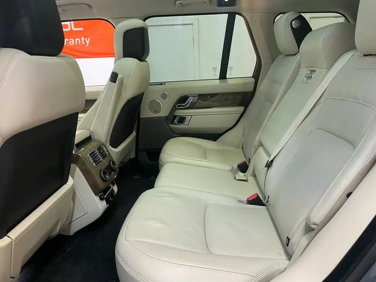 2020-land-rover-range-rover-20-p400e-vogue-se-big-22