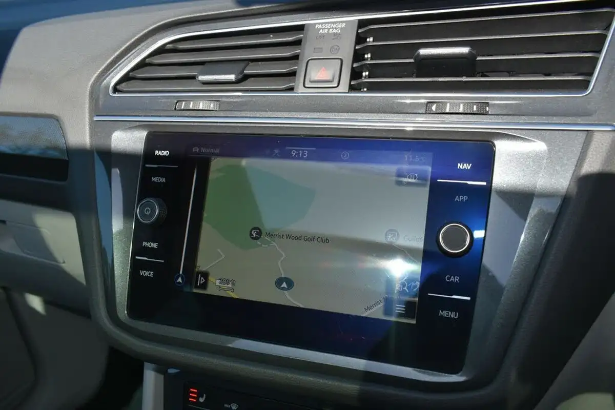 2021-volkswagen-tiguan-20tdi-elegance-200ps-4motion-big-25
