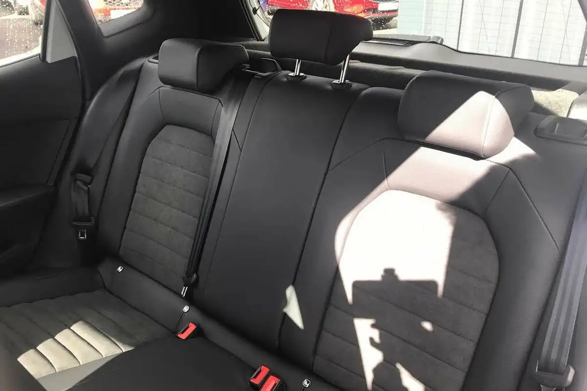2022-seat-arona-10-tsi-xperience-lux-big-9