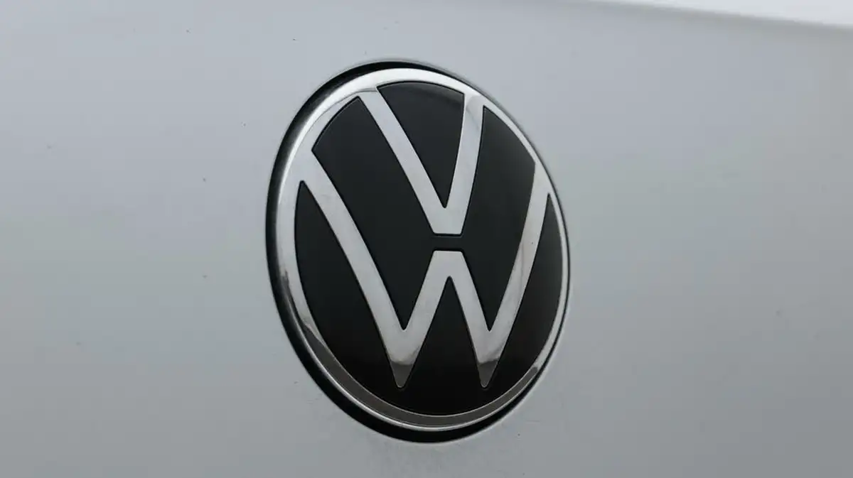 2022-volkswagen-golf-20-tsi-gti-dsg-big-21