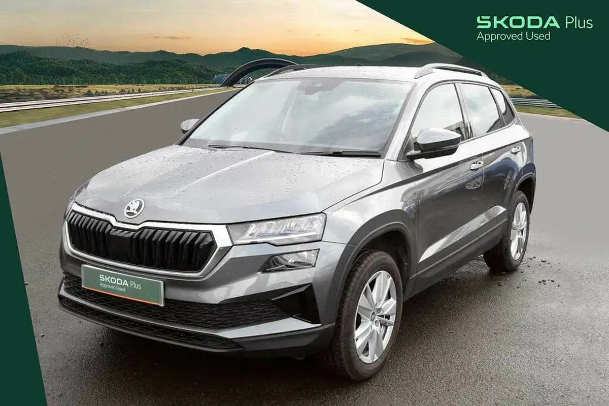 2024-skoda-karoq-10-tsi-se-drive-116ps-big-8