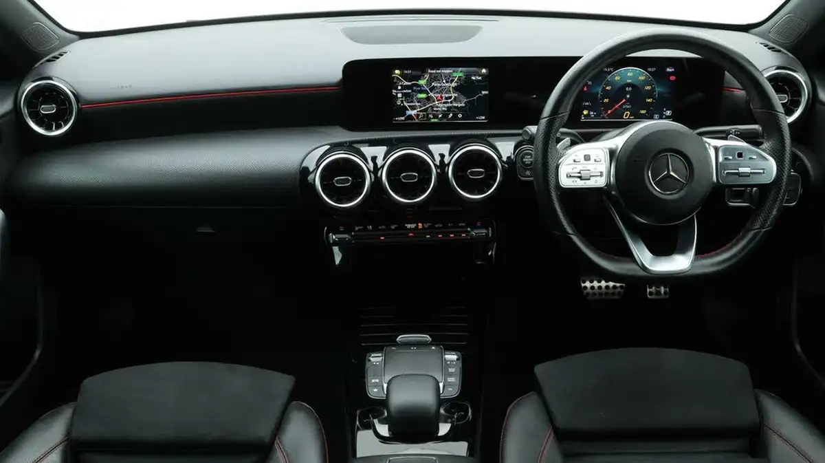 2021-mercedes-benz-a-class-13-a180-amg-line-hatchback-5d-7g-dct-big-13