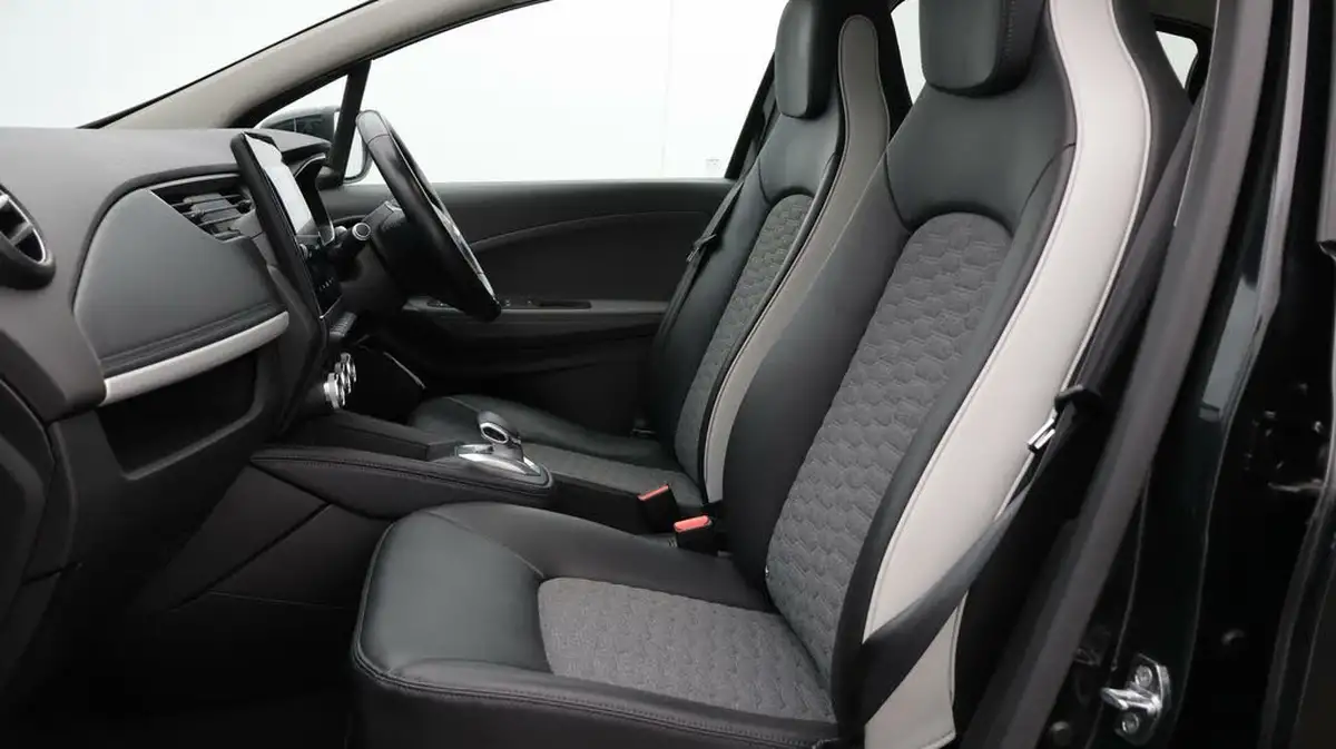 2022-renault-zoe-e-gt-edition-big-14