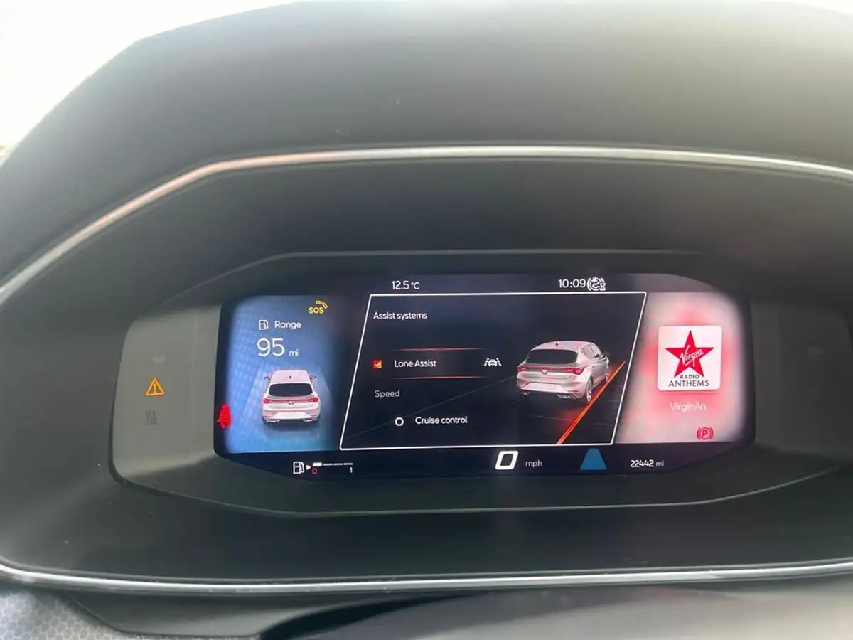 2020-seat-leon-15-tsi-evo-se-dynamic-hatchback-big-15