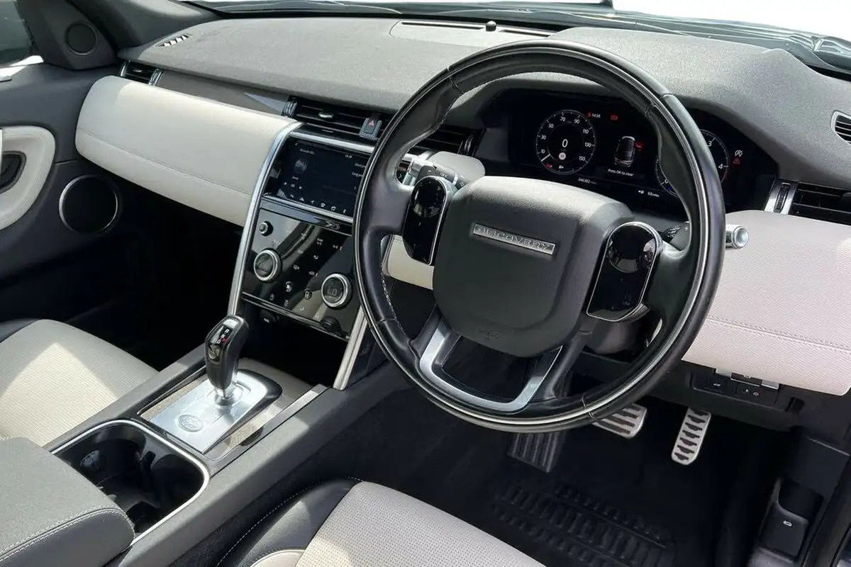 2020-land-rover-discovery-sport-20-d180-r-dynamic-se-big-5