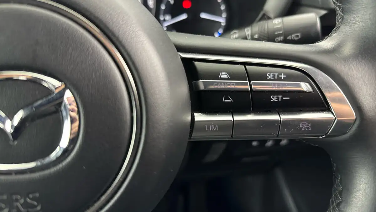 2021-mazda-mx-30-e-first-edition-big-20