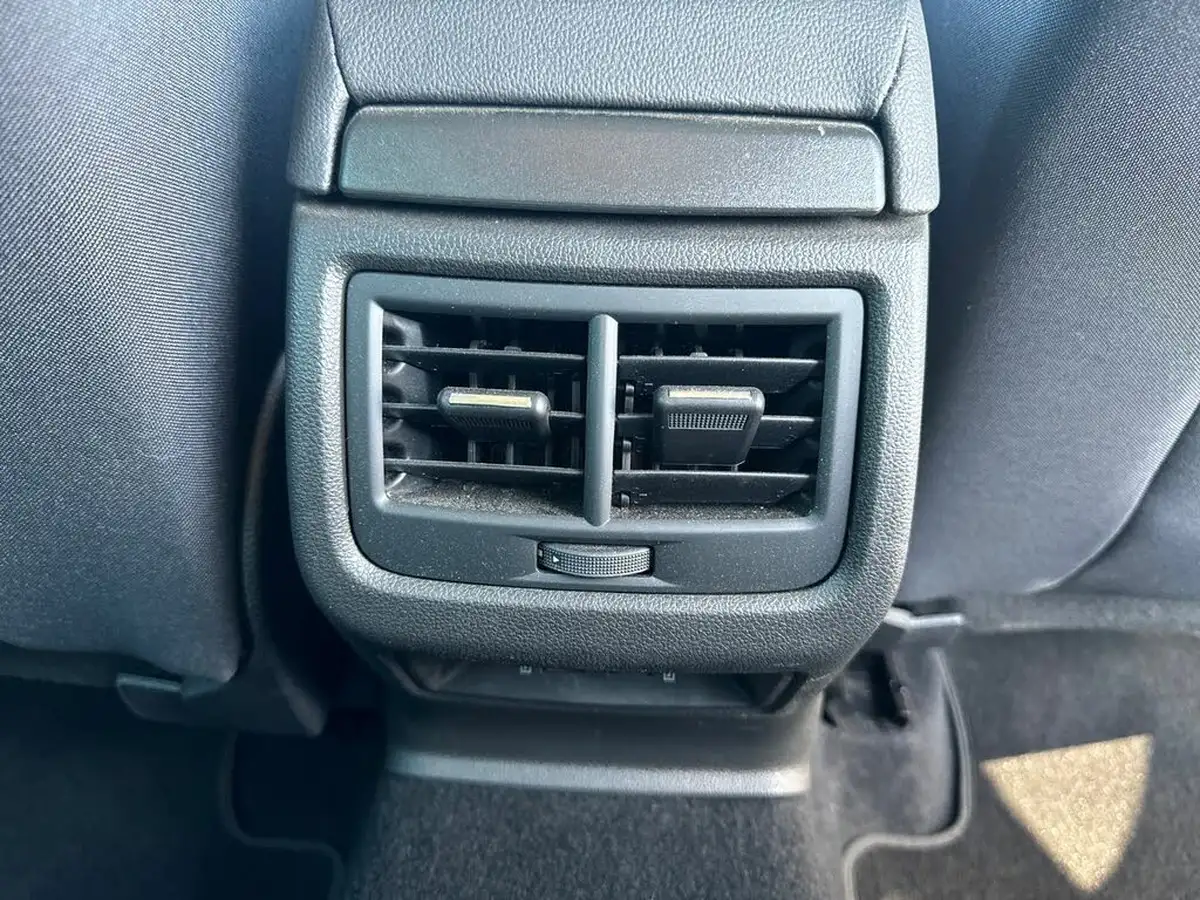 2019-seat-leon-16tdi-se-dynamic-ss-hatchback-dsg-big-20