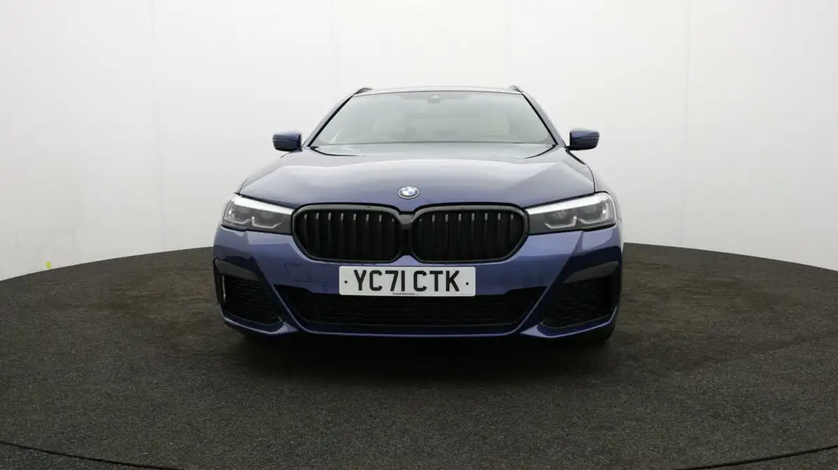 2021-bmw-5-series-20td-520d-m-sport-mht-touring-5d-big-43
