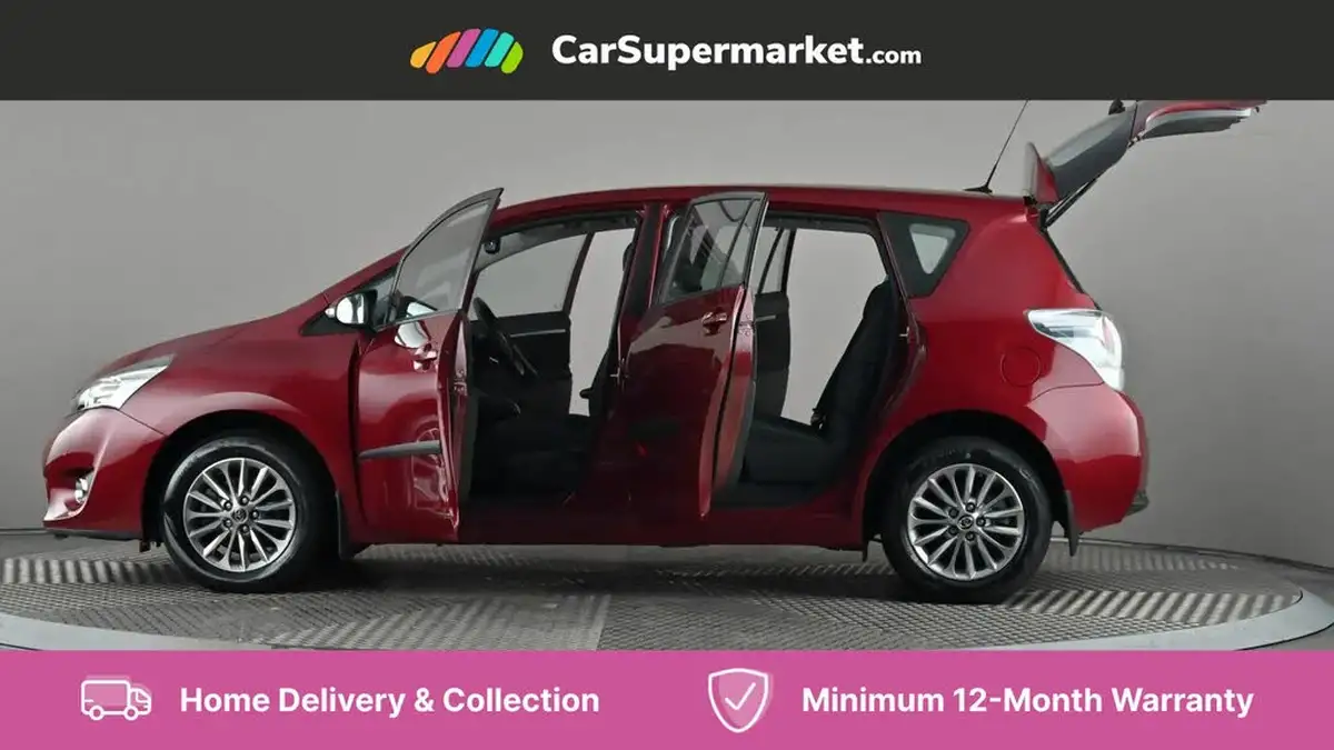 2017-toyota-verso-18-v-matic-icon-tss-leather-navi7str-m-drive-s-big-9
