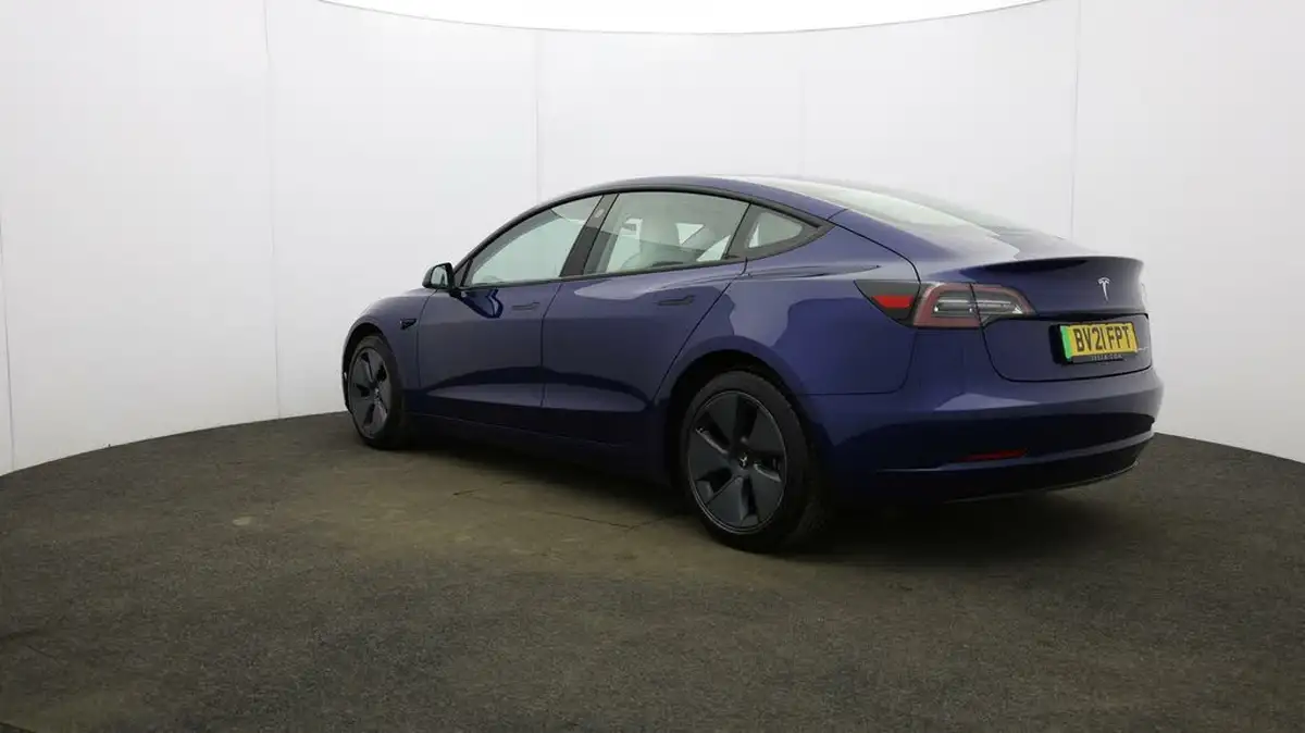 2021-tesla-model-3-e-long-range-4x4-big-46