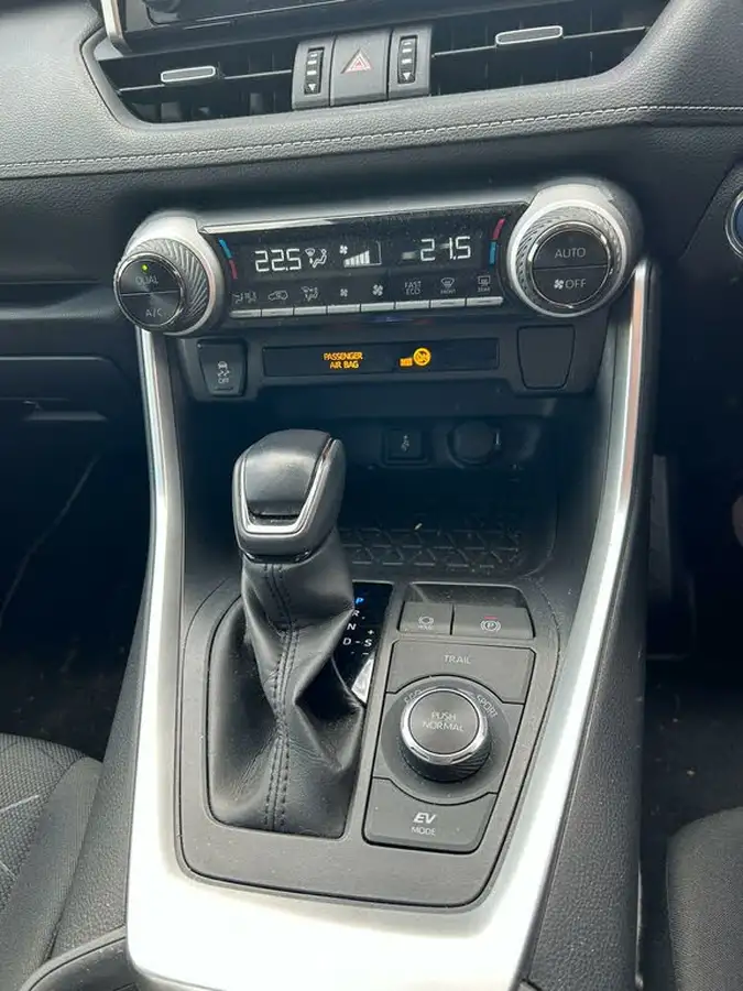 2022-toyota-rav4-25-vvt-i-design-219bhp-big-30