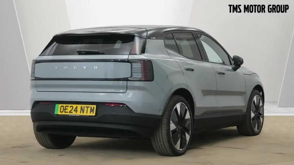 2024-volvo-ex30-e-twin-ultra-big-2