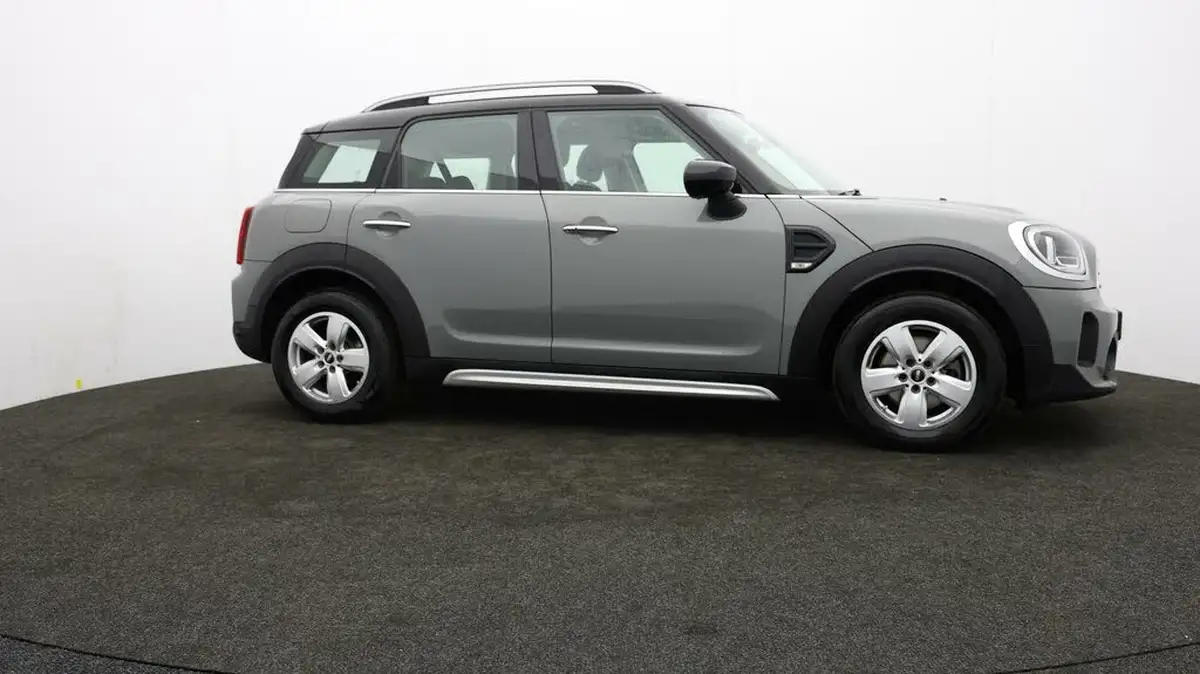 2021-mini-countryman-15-cooper-classic-big-33