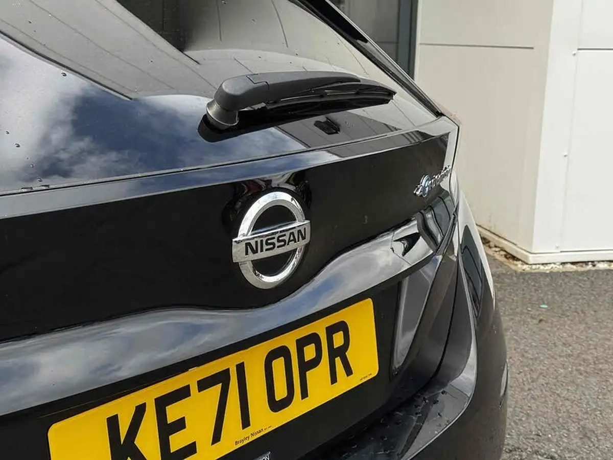 2021-nissan-leaf-e-n-connecta-big-11