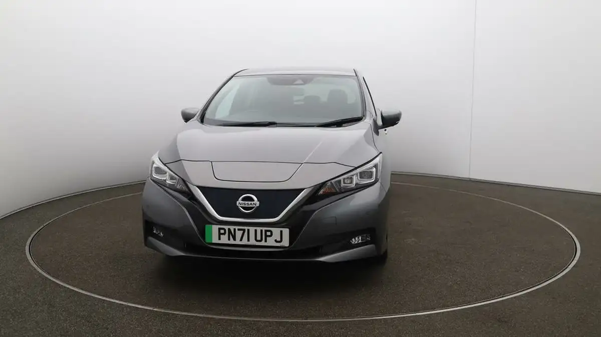 2021-nissan-leaf-e-tekna-big-38