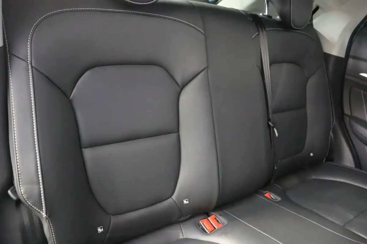 2021-mg-zs-suv-e-exclusive-ev-big-27