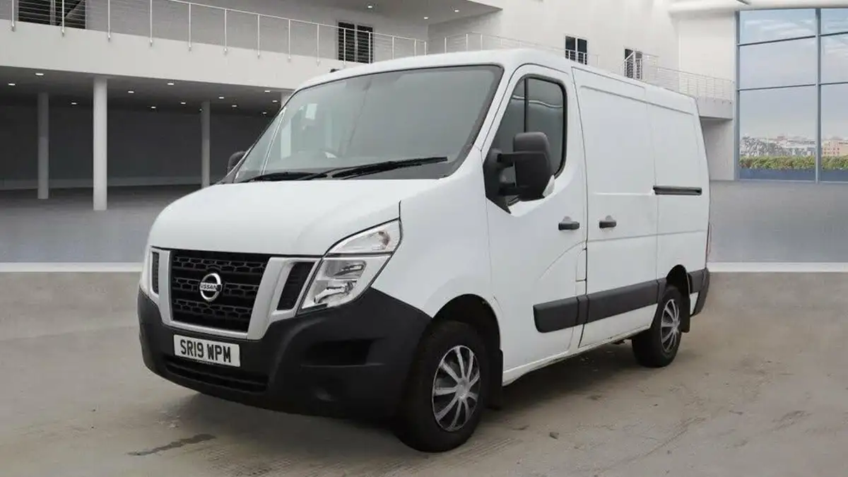2019-nissan-nv400-23td-e-l1h1-big-5