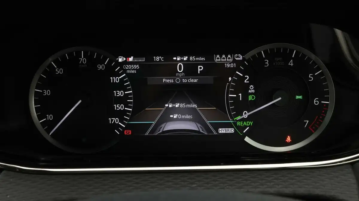 2021-land-rover-range-rover-evoque-15-p300e-r-dynamic-s-big-10