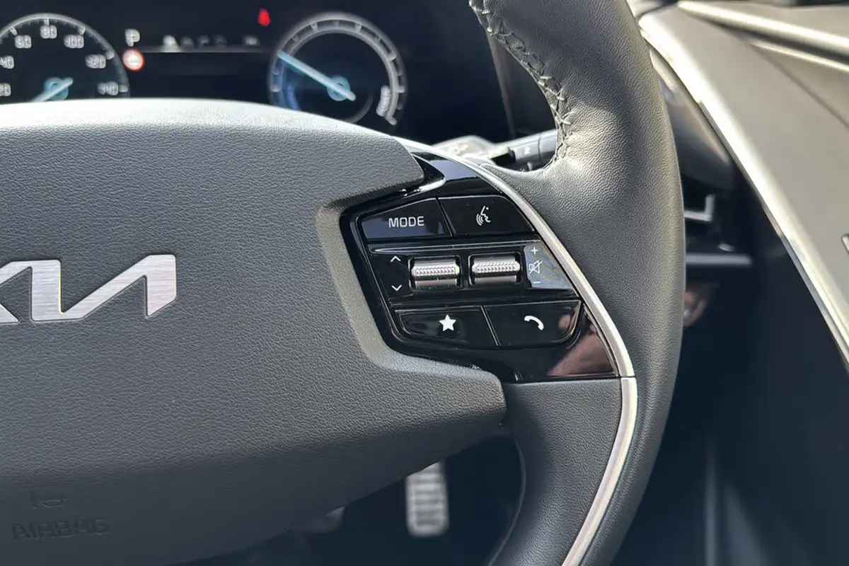 2023-kia-niro-ev-e-4-big-16