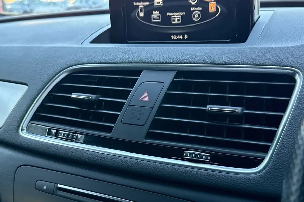 2017-audi-q3-14-tfsi-s-line-edition-big-42