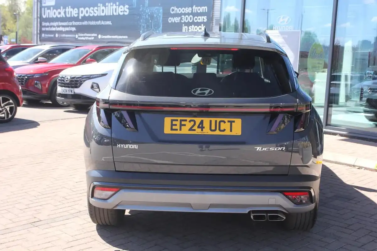 2024-hyundai-tucson-16-t-gdi-premium-160ps-two-tone-roof-big-10