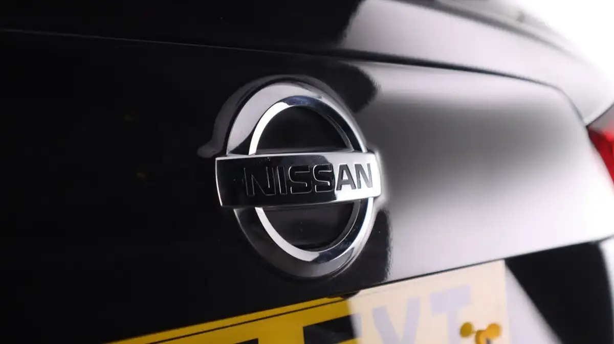 2017-nissan-qashqai-12-dig-t-n-connecta-big-19