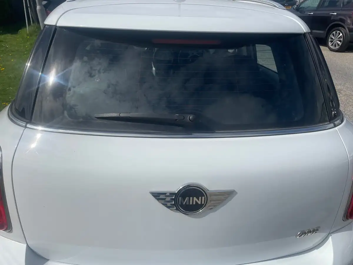 2011-mini-countryman-16-one-98bhp-hatchback-big-4