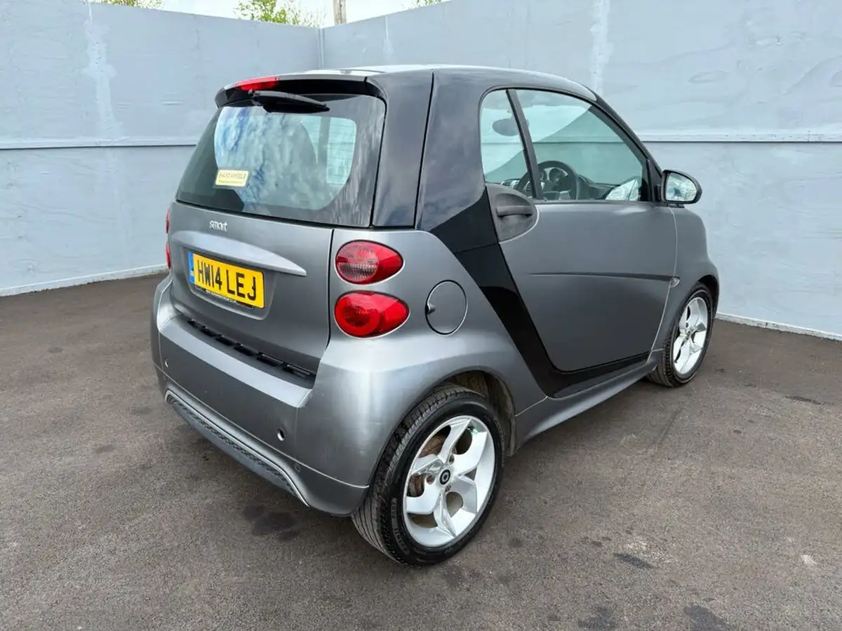 2014-smart-fortwo-10-pulse-83bhp-coupe-big-4