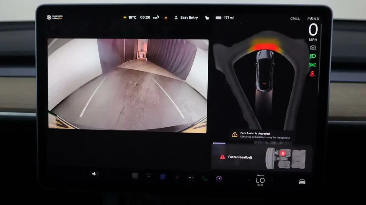 2022-tesla-model-y-e-rwd-big-24